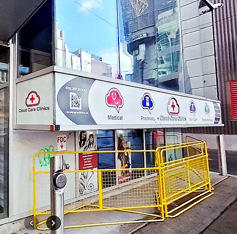 Toronto – Yonge & Dundas